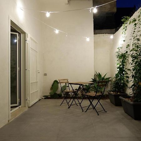 Dante'S Patio Lejlighed Bari Eksteriør billede